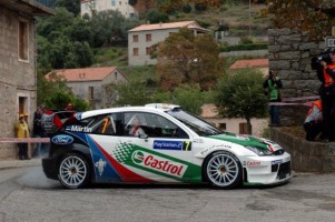 954734_040215silvauct_2005-Ford-Focus-WRC-Winning-Rally-Car-side