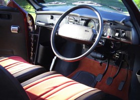 1110554_1978 Saab 96L Souvenir V4 interior 3 2000px