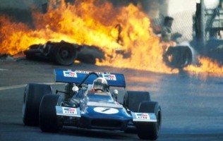 1200859_Jackie Stewart racing the March 701 in 1970 - credit LAT Photography (1)