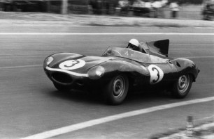 1427945_Jaguar D type Ecurie Ecosse 1957 Le Mans winner